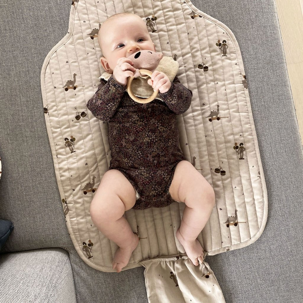 Rana aankleedkussen Dino