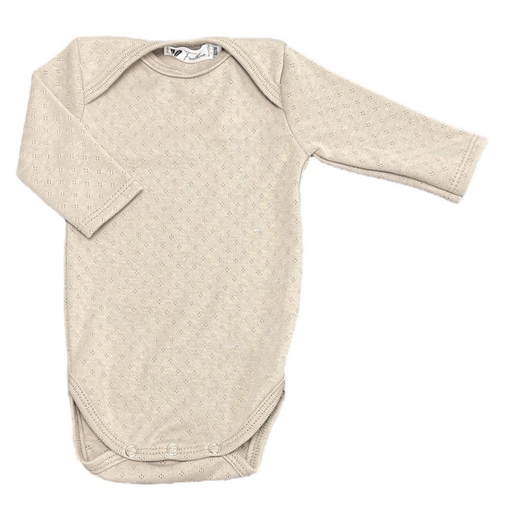 Rompertje lange mouw pointelle Beige