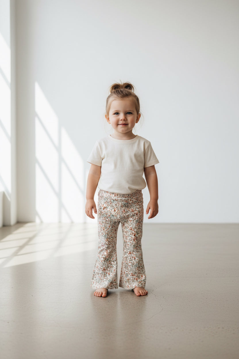 Flared love flower baby/kind